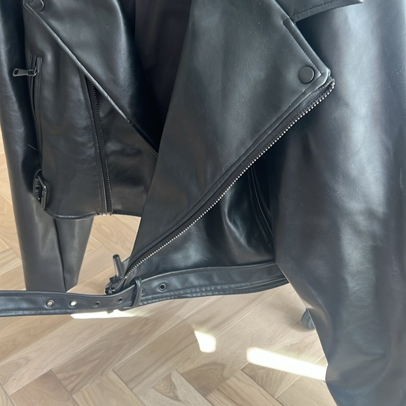 VEGAN LEATHER JACKET - Picture 5 of 7